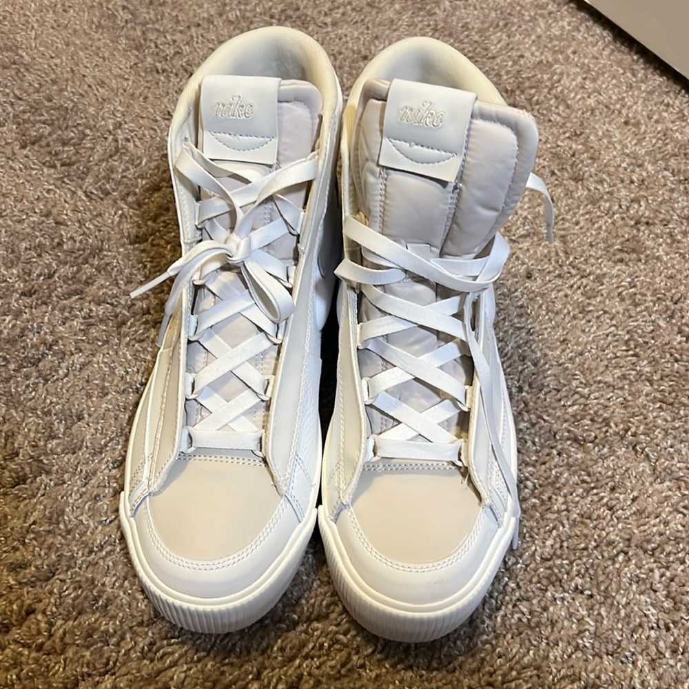 Cream Nike Blazers Mid Victory